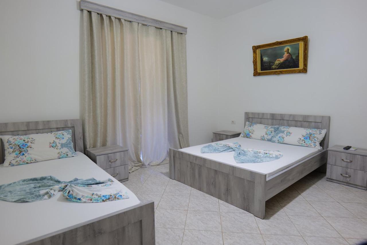 Hotel Panorama Piqeras 外观 照片
