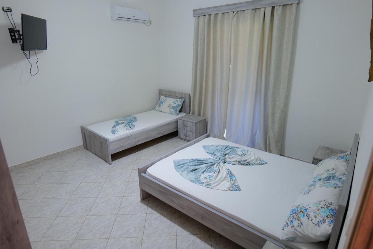 Hotel Panorama Piqeras 外观 照片