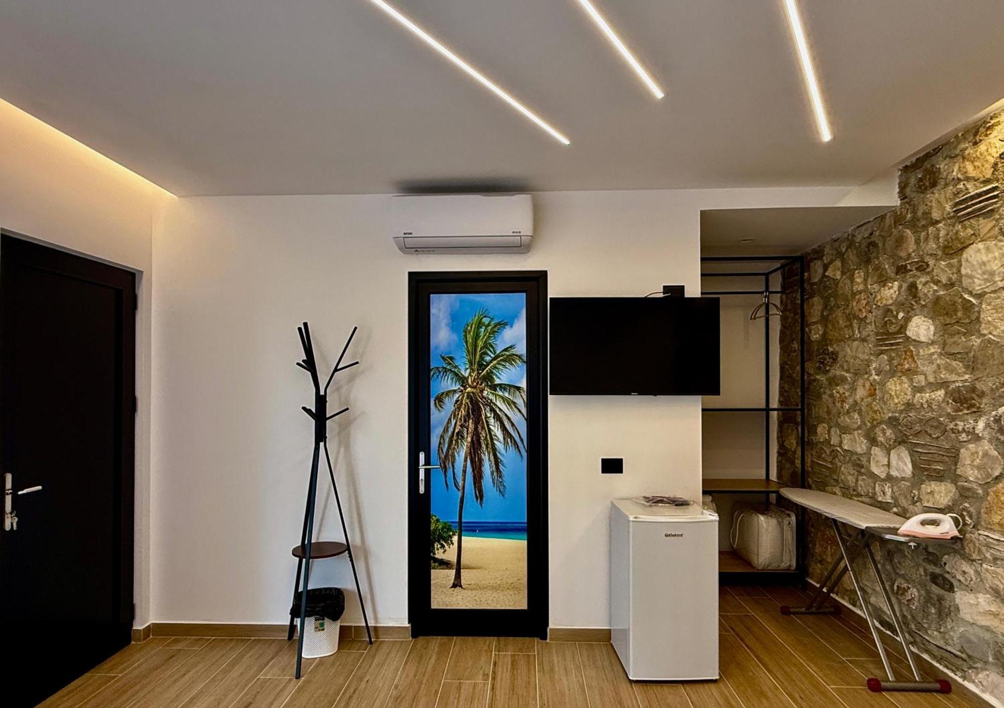 Hotel Panorama Piqeras 外观 照片